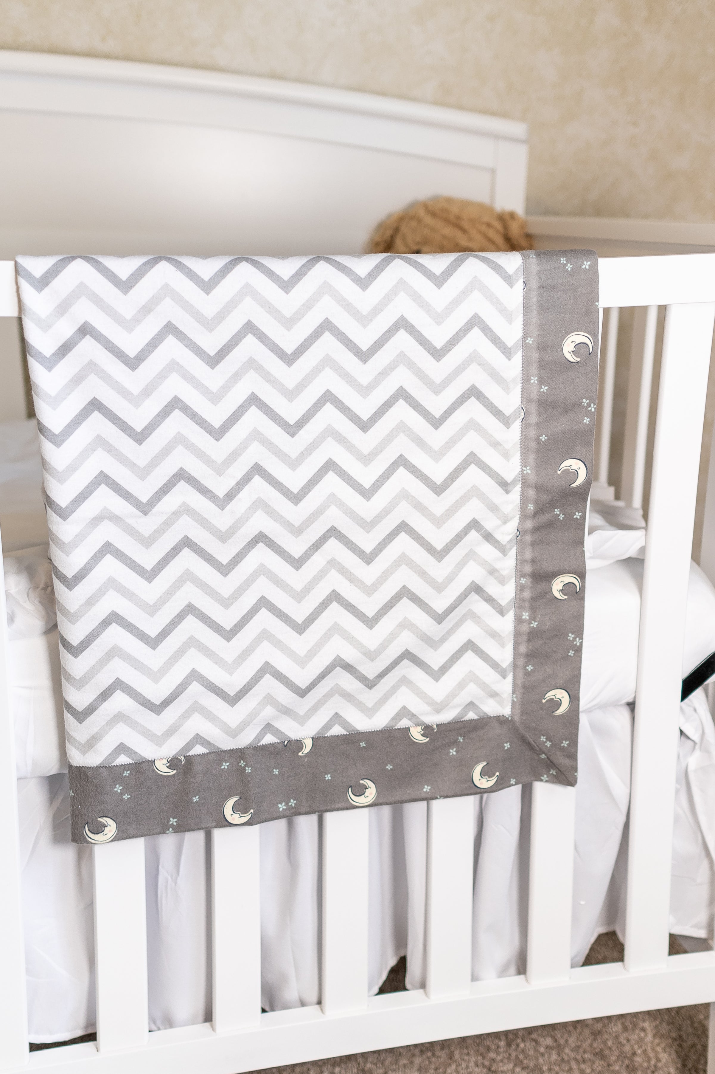 Grey chevron baby bedding online